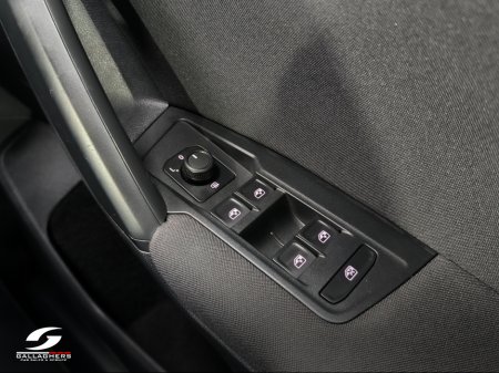 2023 Volkswagen Tiguan (232) LIFE 2.0 TDI 150HP AUTOMATIC €38,750 thumbnail