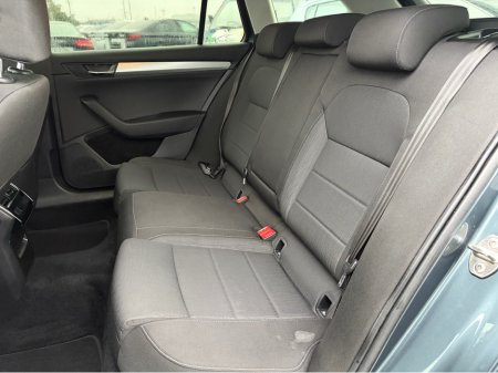 2016 Skoda Superb AMBITION 2.0 TDI 150BHP 4 4DR COMBI €9,850 thumbnail