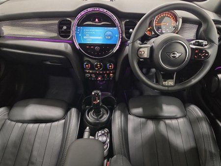 2023 MINI Hatch COOPER Cooper Exclusive Auto