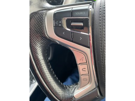 2016 Mitsubishi Outlander - thumbnail 11