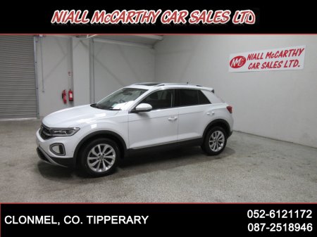 2023 Volkswagen T-Roc - thumbnail 3