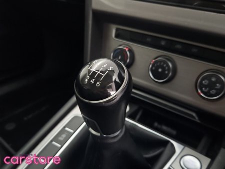 2017 Volkswagen Passat - thumbnail 19