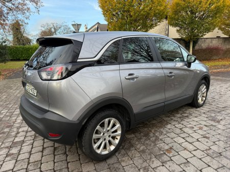 2022 Opel Crossland X - view 4