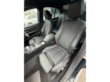 2017 BMW 3 Series - thumbnail 15