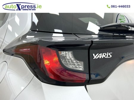 2022 Toyota Yaris - thumbnail 20