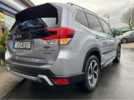 2023 Subaru Forester - thumbnail 17
