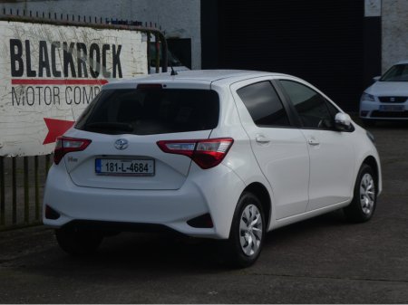 2018 Toyota Yaris - thumbnail 2