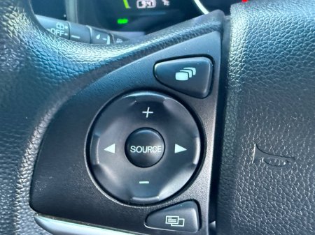 2017 Honda Fit  €12,990 thumbnail