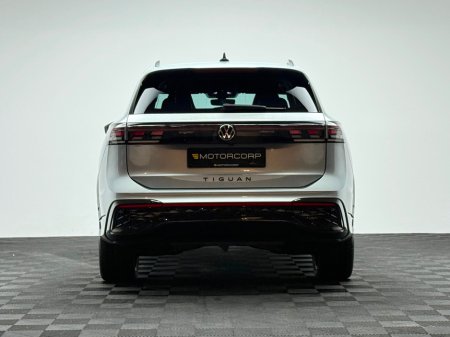 2025 Volkswagen Tiguan - thumbnail 6