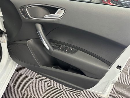 2013 Audi A1 - thumbnail 6