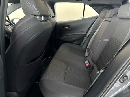2024 Toyota Corolla HYBRID LUNA Hatchback €27,950 thumbnail