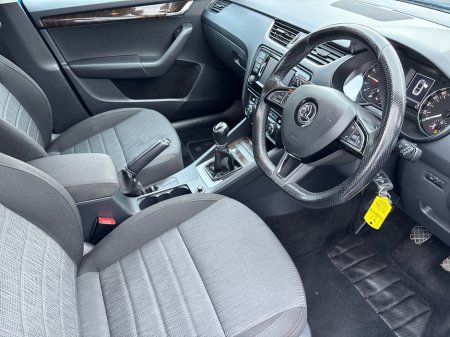 2017 Skoda Octavia STYLE 1.6 TDI 110HP 4DR €12,950 thumbnail