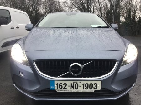 2016 Volvo V40 2.0 D2 Momentum 120BHP 5DR €14,900