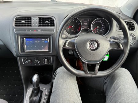 2014 Volkswagen Polo - thumbnail 24
