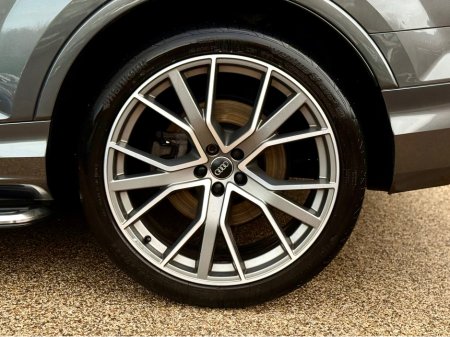 2020 Audi Q7 TDI S LN VOR 50 QUATTRO 5DR A €71,950 thumbnail