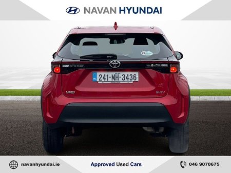 2024 Toyota Yaris Cross 1.5 Hybrid Luna thumbnail