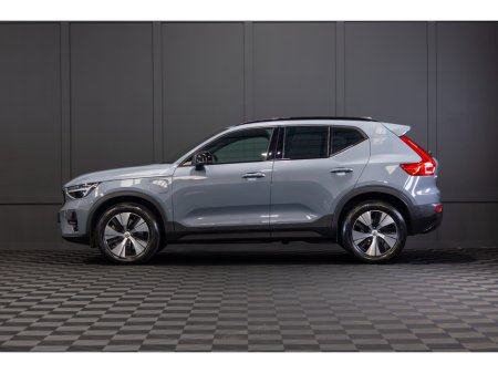 2022 Volvo XC40 T4 PHEV 211hp AT7 Plus bright €36,950