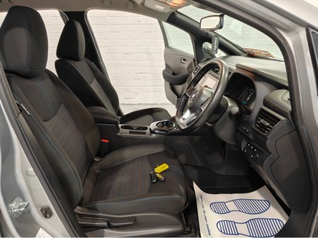 2021 Nissan Leaf 40K EV SV PREMIUM COLD PK 40KW MY2 €12,250 thumbnail