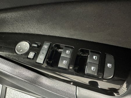 2023 Kia Sportage - thumbnail 26