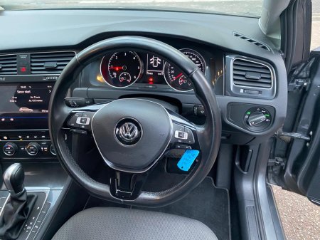 2019 Volkswagen Golf CL 1.6 TDI D7F 5DR 115HP 5 AU €14,995 thumbnail