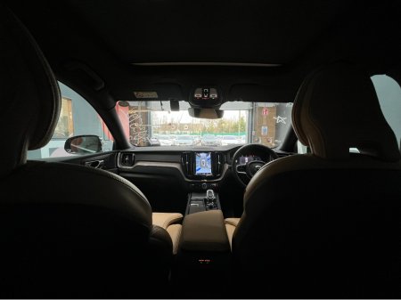 2022 Volvo XC60 - thumbnail 18