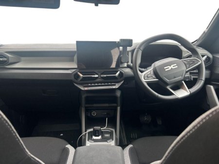 2026 Dacia Duster Journey HEV 155 E06X €35,740 thumbnail
