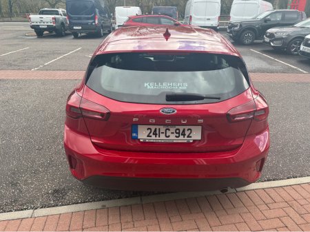 2024 Ford Focus - thumbnail 5