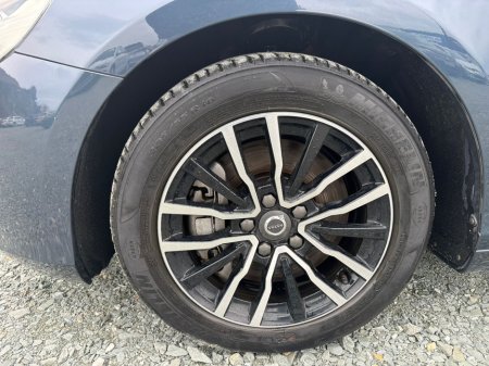 2019 Volvo V40 - thumbnail 9