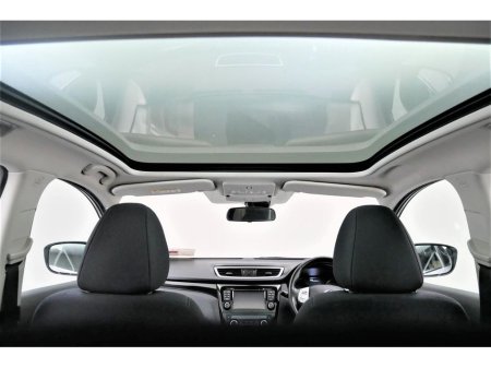 2016 Nissan Qashqai - thumbnail 25