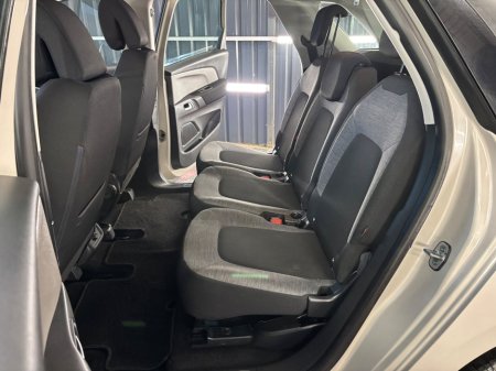 2017 Citroen C4 BlueHDi 100 Touch €9,950 thumbnail