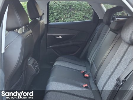 2018 Peugeot 3008 - thumbnail 13