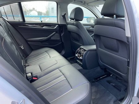 2018 BMW 5 Series 530e LUXURY LINE 2.0 HYBRID // FULL SERVICE HISTORY/ /TILT & SLIDE SUNROOF // HARMAN/KARDON €24,900 thumbnail