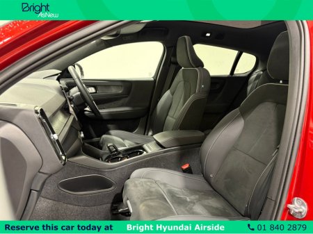 2023 Volvo C40 E CORE 228BHP 5DR AUTO €33,950 thumbnail