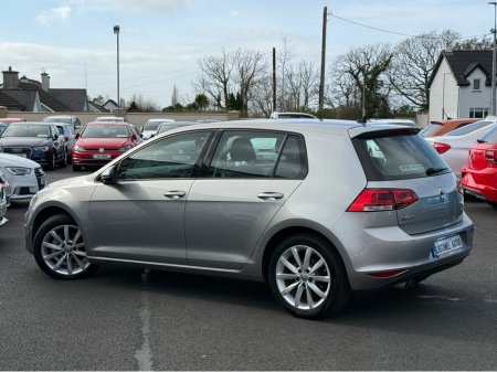 2015 Volkswagen Golf - thumbnail 2