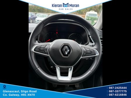 2022 Renault Clio ICONIC EDITION €14,950 thumbnail