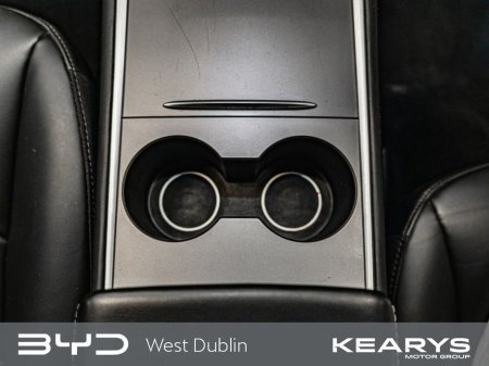 2021 Tesla Model 3 RWD €23,890 thumbnail