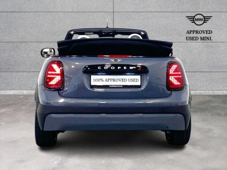 2025 MINI Convertible Cooper S €49,950 thumbnail