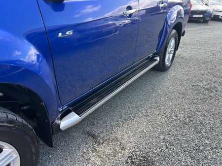 2019 Isuzu D-MAX - thumbnail 6