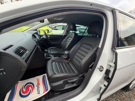 2017 Volkswagen Golf 1.4 TSI 5DR 150HP Highline DSG €16,990 thumbnail