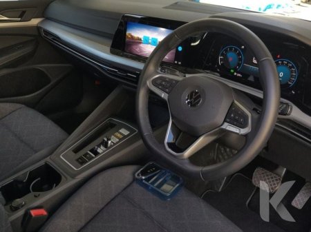 2021 Volkswagen Golf ETSI ACTIVE - FACTORY ALLOYS - PADDLE SHIFT - REVERSE CAMERA €23,950 thumbnail