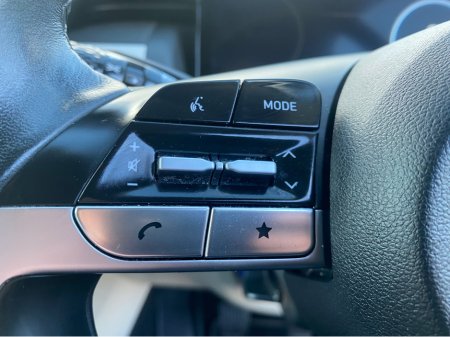 2022 Hyundai Tucson IX35 EXECUTIVE PLUS DIESEL 5 5DR €25,495 thumbnail