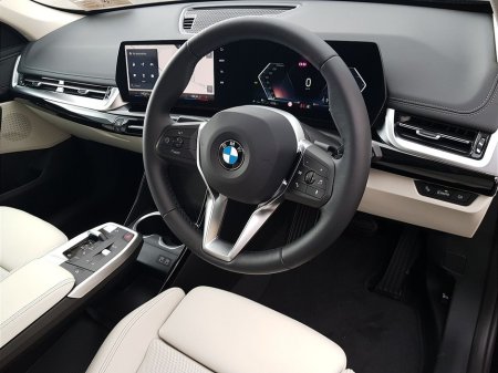2026 BMW X1 - thumbnail 6