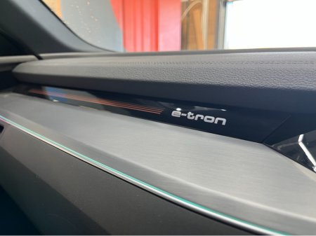 2022 Audi e-tron - thumbnail 26