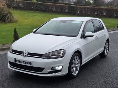 2016 Volkswagen Golf - view 2