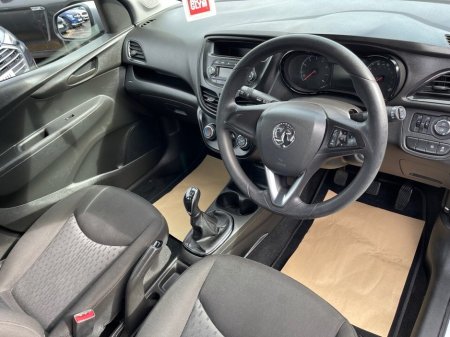 2019 Vauxhall Viva 1.0i SE Hatchback 5dr Petrol Manual Euro 6 (73 ps) thumbnail
