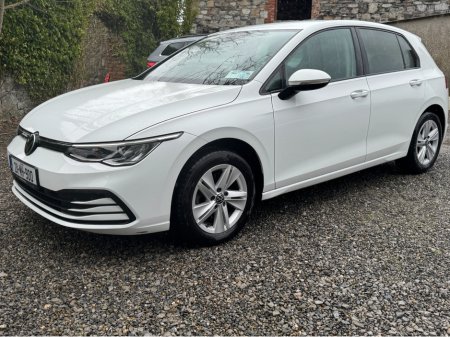 2021 Volkswagen Golf 1.0 Life Low Miles €21,900 thumbnail