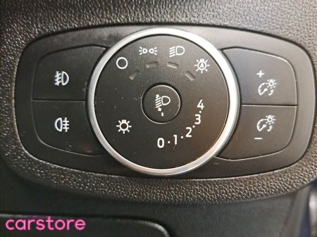 2020 Ford Fiesta - thumbnail 18