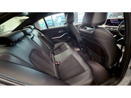 2023 BMW 3 Series - thumbnail 12