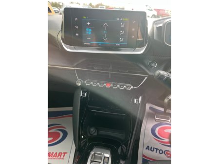 2023 Peugeot 2008 - thumbnail 11