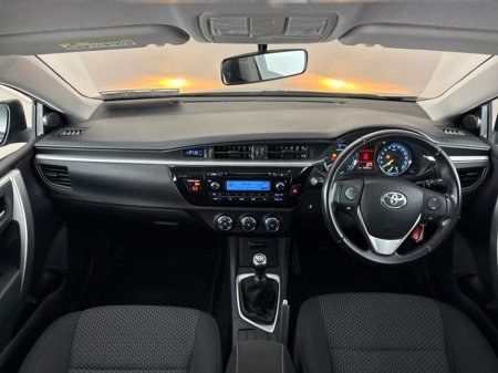 2016 Toyota Corolla COROLLA 1.4 D-4D AURA €15,450 thumbnail
